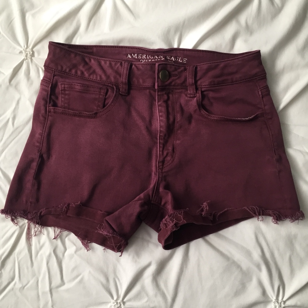 AEO Super Stretch Hi Rise Distressed Maroon Shorts - Picture 1 of 7